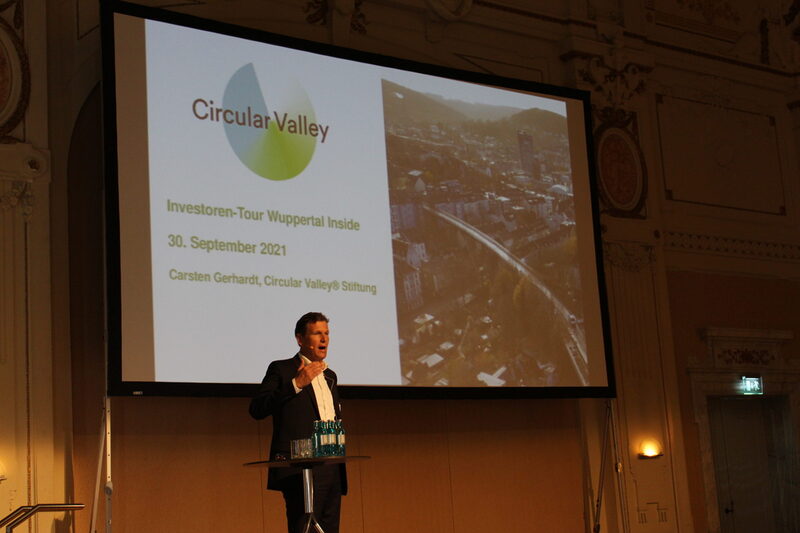 Dr. Carsten Gerhardt erklärt das Projekt Circular Valley.