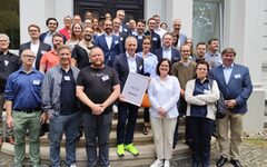 Unternehmer beim Netzwerktreffen