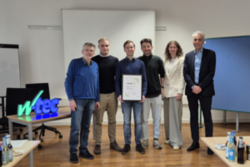Die Gründer von FairUp mit der Jury des Gründungsstipendiums w-stip.