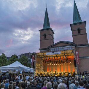 Konzert vor der Laurentiuskirche